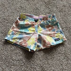 Patagonia Kids Floral Elastic-Waist Baggies Shorts in Pastel Multi